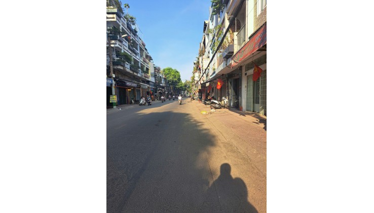 BÁN NHÀ MẶT TIỀN KINH DOANH, 3 TẦNG, ĐƯỜNG HƯNG PHÚ Q8. VỪA Ở VỪA CHO THUÊ, NHỈNH 6 TỶ.